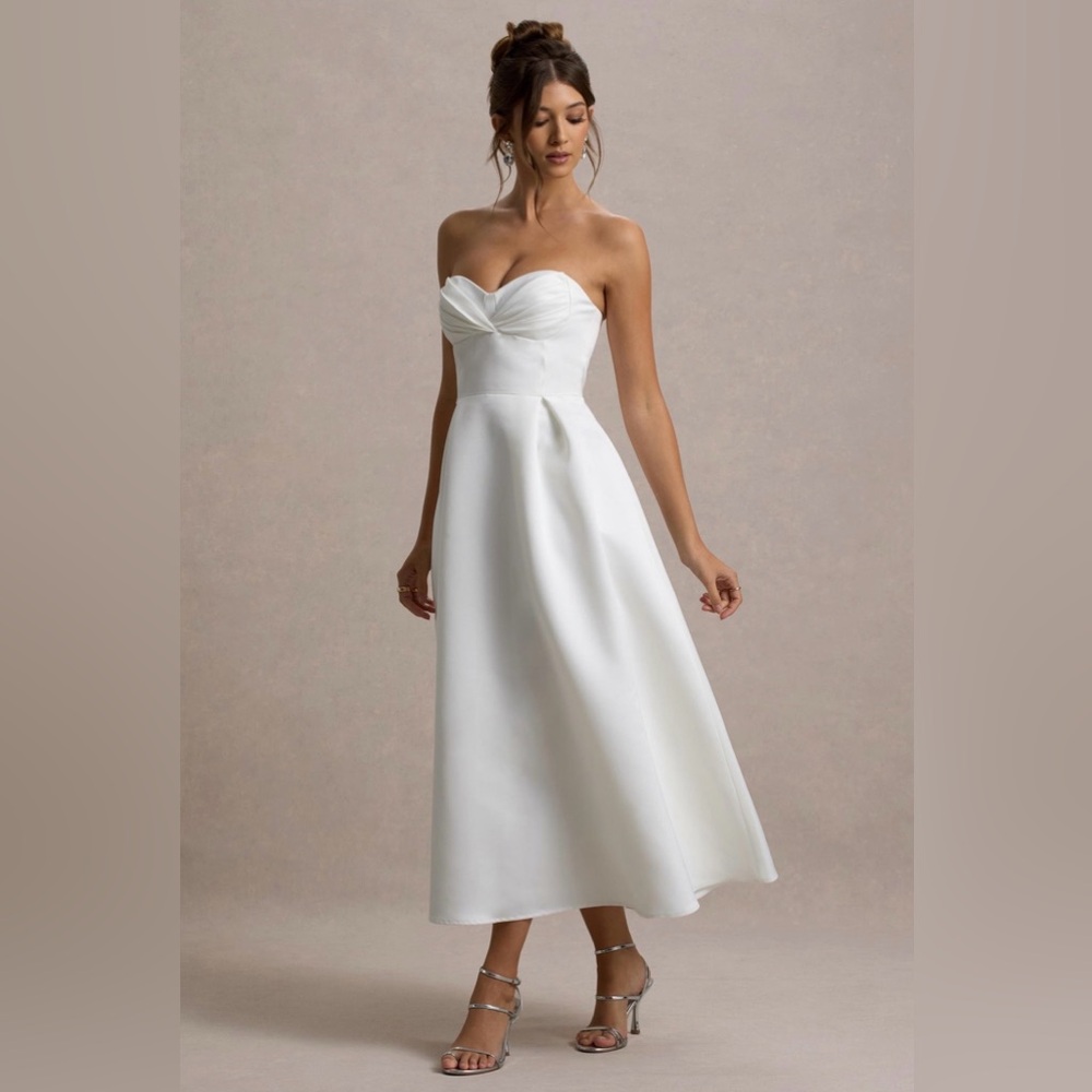 Chic Strapless White Dress